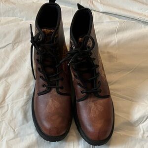 Brown Lace-Up Women's Boots
